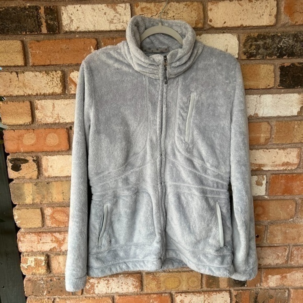 Athleta Soft Plus Fleece Jacket Embroidered Snowflake in Silver size Medium